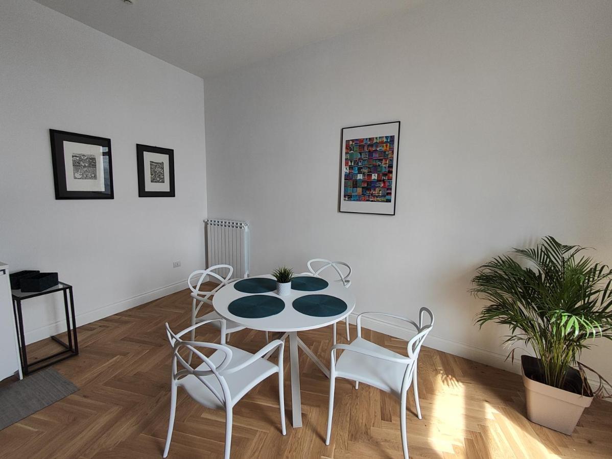 Santa Lucia Luxury Apartment نابولي المظهر الخارجي الصورة